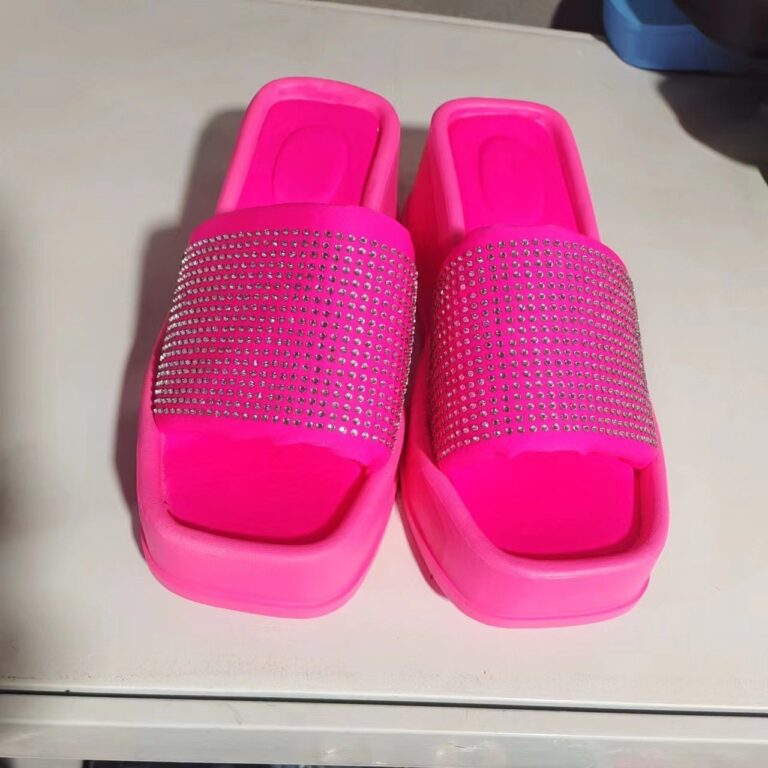 Square Colored Sponge Bottom Net Red Slippers – Image 8