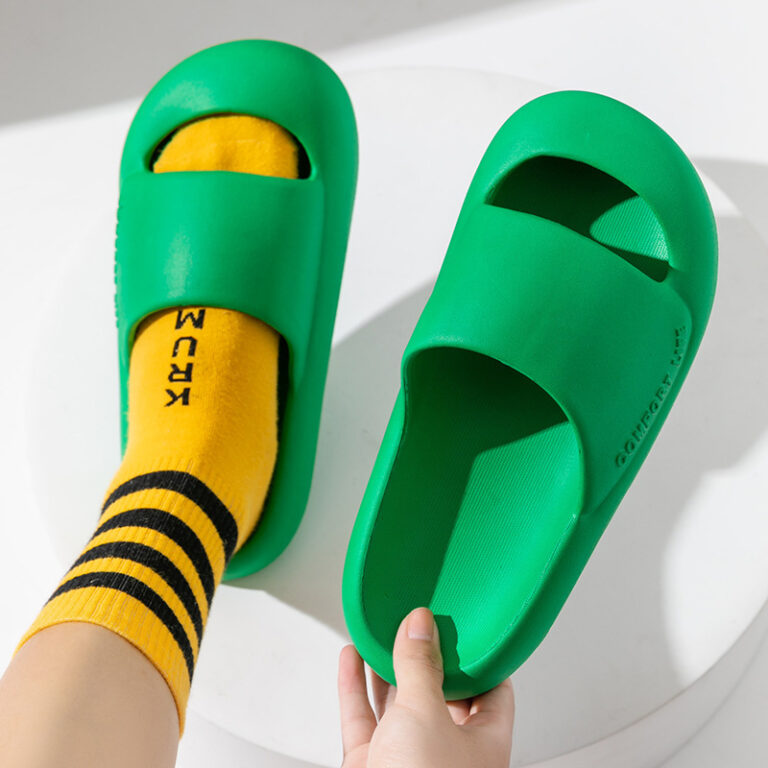 Nouvelle chaussure à fond épais pour l'intérieur, antidérapante pour l'extérieur