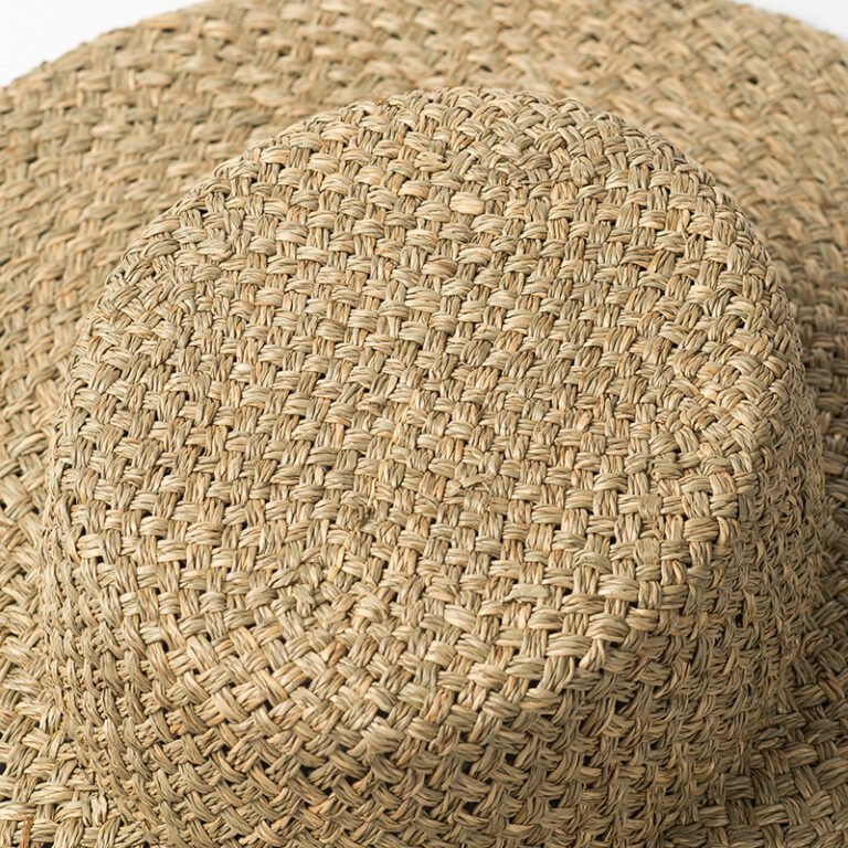 Handwoven seaweed flat top straw hat - Image 4
