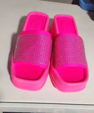 05f7ddf2 6f24 424c ac3e 3454a3f7cb04