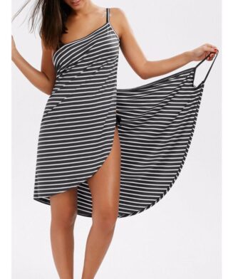 Robe de plage rayée à bretelles