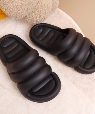 d3ad77ae bb87 4b70 82df c8bc99323aa7